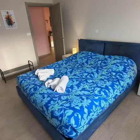 Casa Leo E Gio Note Di Colore *